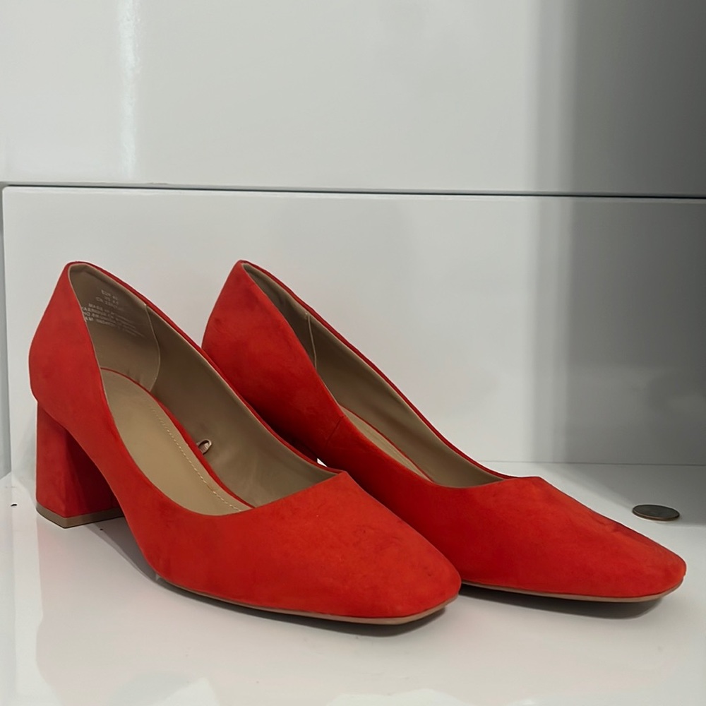 H&M Bright Orange Heels (Size 9)